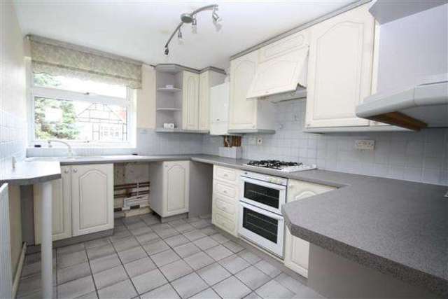  Image of 2 Bedroom Flat for sale at West Worthing, BN11 4QE
