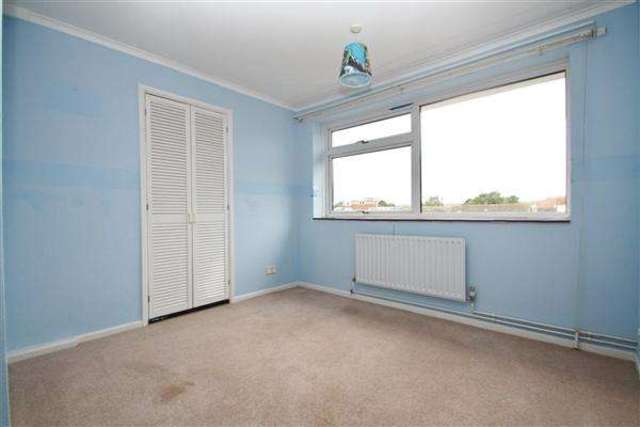  Image of 2 Bedroom Flat for sale at West Worthing, BN11 4QE