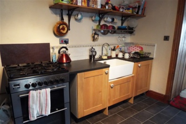  Image of 2 Bedroom Terraced to rent at Caernarfon, LL55 3LT