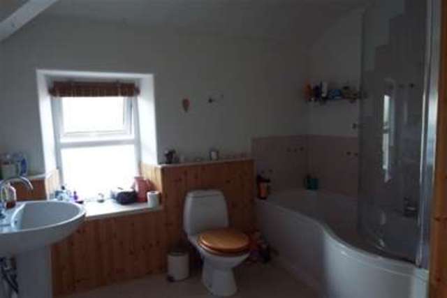  Image of 2 Bedroom Terraced to rent at Caernarfon, LL55 3LT