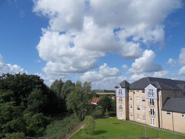  Image of 2 Bedroom Flat to rent at Dobede Way Soham Ely, CB7 5FN