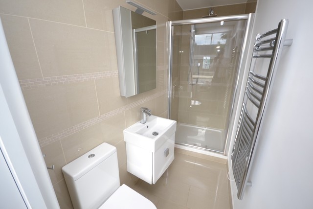  Image of 3 Bedroom Property to rent at East Finchley, N2 0SP