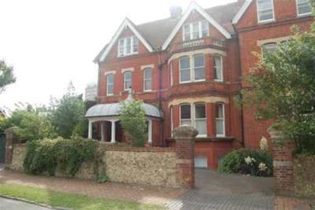  Image of 2 Bedroom Property to rent at Eastbourne, BN20 7LF
