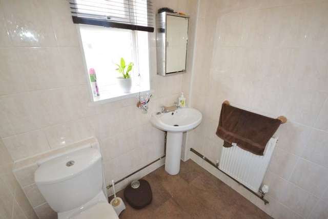  Image of 4 Bedroom Detached for sale at Pevensey, BN24 6HR