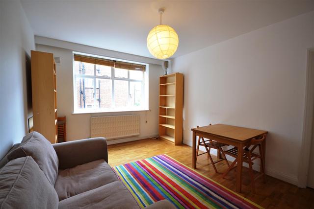  Image of 2 Bedroom Property to rent at Stroud Green, N4 4EP