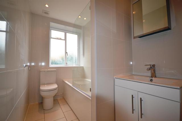  Image of 2 Bedroom Property to rent at Stroud Green, N4 4EP