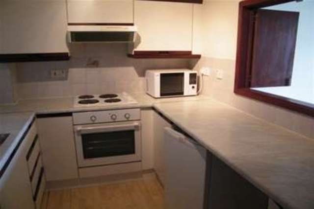 Image of 2 Bedroom Flat to rent at Cardiff, CF11 7PE