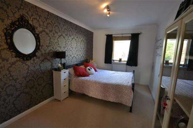  Image of 2 Bedroom Apartment for sale at Nacton, IP3 9QJ