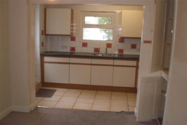  Image of 3 Bedroom Terraced to rent at Ramsgate, CT11 7ER