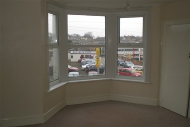  Image of 3 Bedroom Terraced to rent at Ramsgate, CT11 7ER