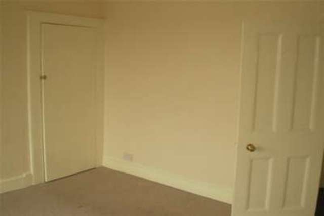  Image of 3 Bedroom Terraced to rent at Ramsgate, CT11 7ER