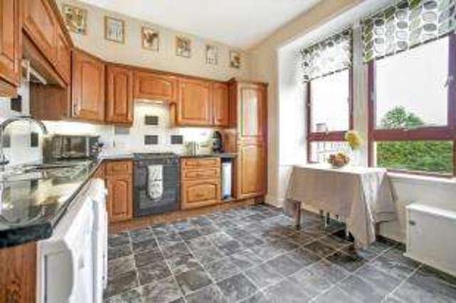  Image of 3 Bedroom Terraced for sale at Greenock Inverclyde Greenock, PA15 4AL