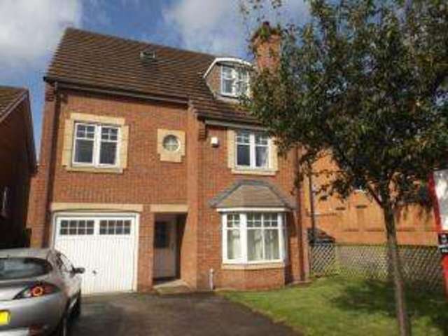  Image of 5 Bedroom Detached for sale at Crewe Cheshire Bradfield Green, CW1 3GG