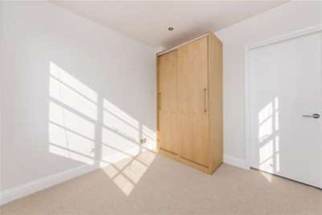  Image of 1 Bedroom Flat to rent at London, W6 0RW
