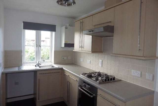  Image of 2 Bedroom Flat to rent at Kings Heath  Exeter, EX2 7TN