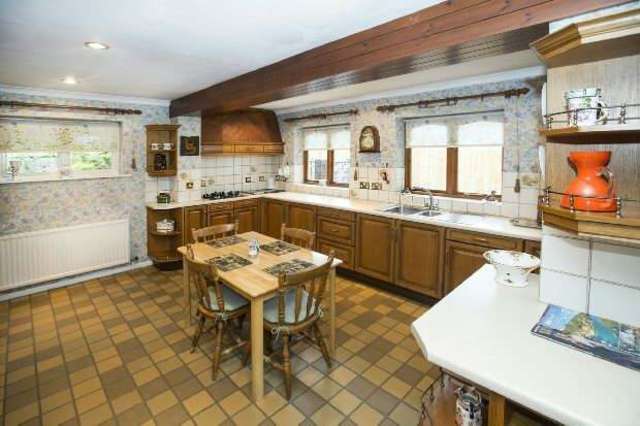  Image of 3 Bedroom Detached for sale at Mansfield Road  Reading, RG1 6AL