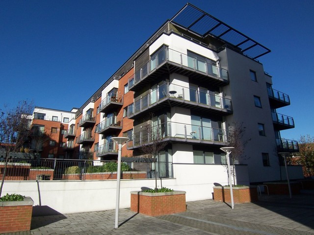  Image of 3 Bedroom Apartment to rent at 32 Channel Way Southampton, SO14 3JA