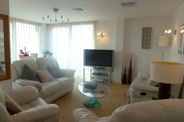  Image of 3 Bedroom Apartment to rent at 32 Channel Way Southampton, SO14 3JA