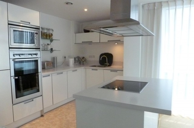  Image of 3 Bedroom Apartment to rent at 32 Channel Way Southampton, SO14 3JA