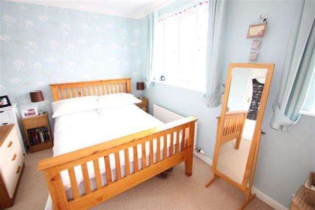  Image of 3 Bedroom Town House for sale at Kesgrave, IP5 2DU