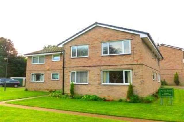  Image of 1 Bedroom Flat to rent at Sheffield, S8 8HF