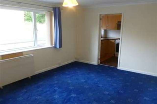  Image of 1 Bedroom Flat to rent at Sheffield, S8 8HF