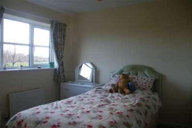  Image of 3 Bedroom Detached to rent at Exeter, EX4 2UZ