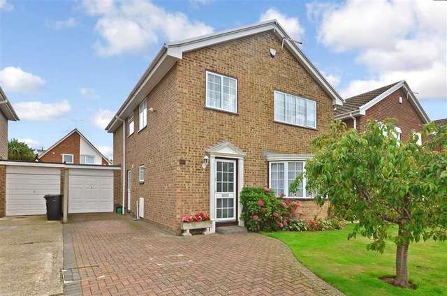  Image of 5 Bedroom Detached for sale at Cliffsend Ramsgate Ramsgate, CT12 5LE