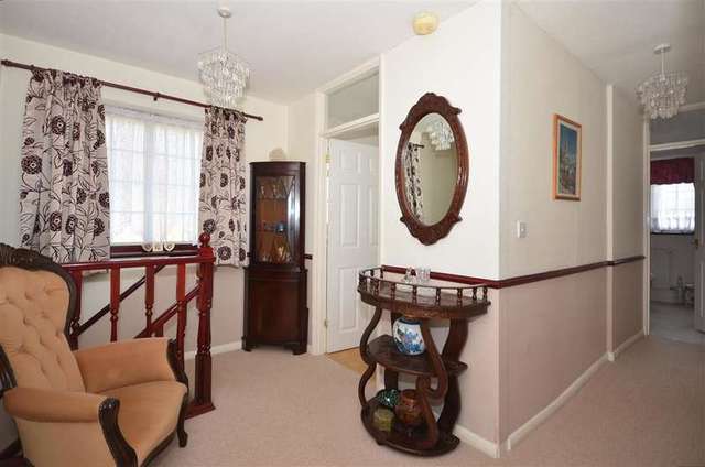  Image of 5 Bedroom Detached for sale at Cliffsend Ramsgate Ramsgate, CT12 5LE
