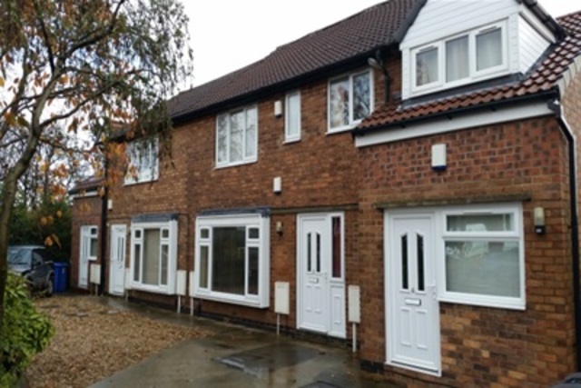  Image of 2 Bedroom Flat to rent at Sheffield, S12 3HR