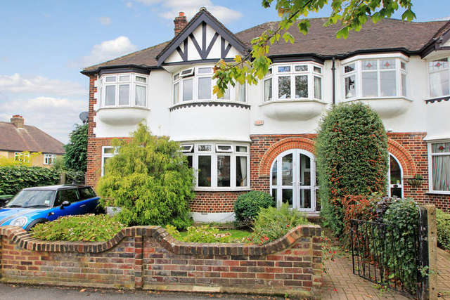  Image of 4 Bedroom Semi-Detached for sale at Surbiton Surrey, KT5 8LH