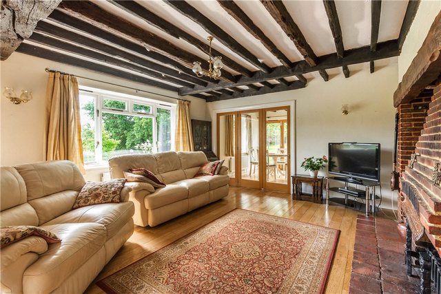  Image of 5 Bedroom Semi-Detached for sale at Chobham Road Ottershaw Ottershaw, KT16 0QD