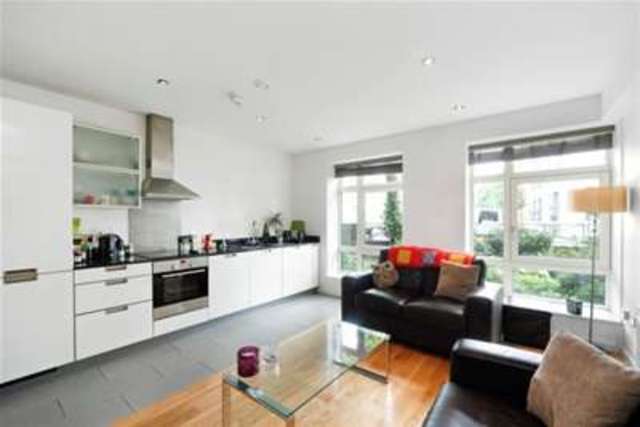  Image of 1 Bedroom Flat to rent at London, SW18 4BF