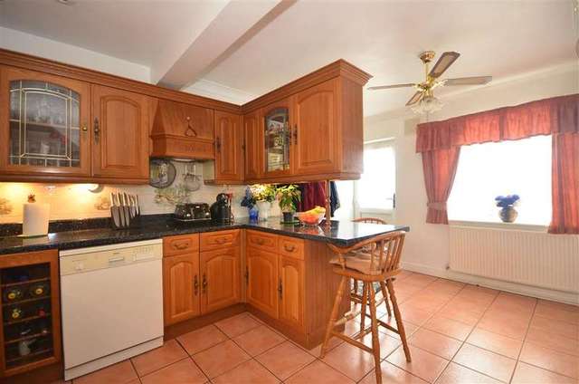  Image of 3 Bedroom Terraced for sale at Pilgrims Hatch Brentwood Brentwood, CM15 9PH