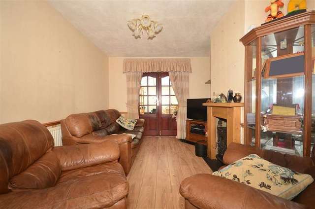  Image of 3 Bedroom Terraced for sale at Pilgrims Hatch Brentwood Brentwood, CM15 9PH
