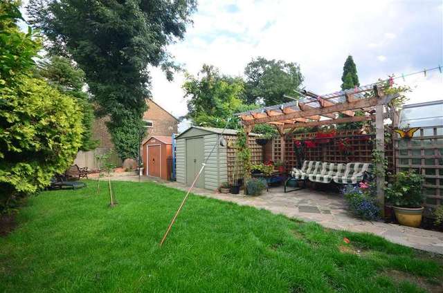  Image of 3 Bedroom Terraced for sale at Pilgrims Hatch Brentwood Brentwood, CM15 9PH
