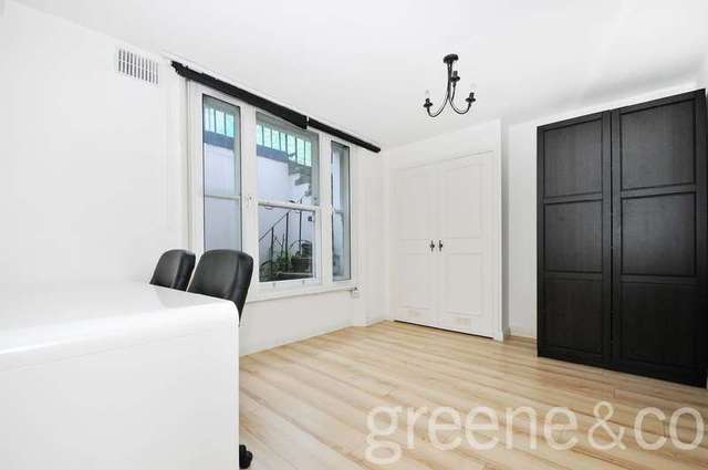  Image of 2 Bedroom Flat to rent at Maida Vale London Maida Vale, W9 2BT