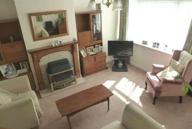  Image of 3 Bedroom End of Terrace for sale at Taplow, SL6 0LT