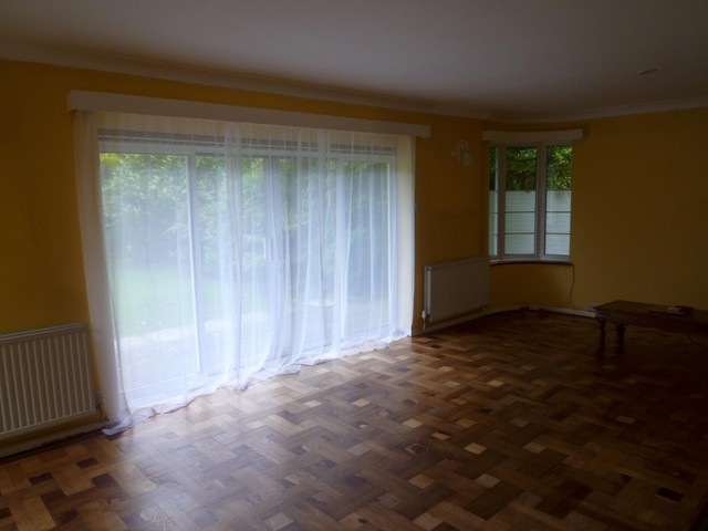  Image of 4 Bedroom Detached to rent at Craigweil  Bognor Regis, PO21 4DT