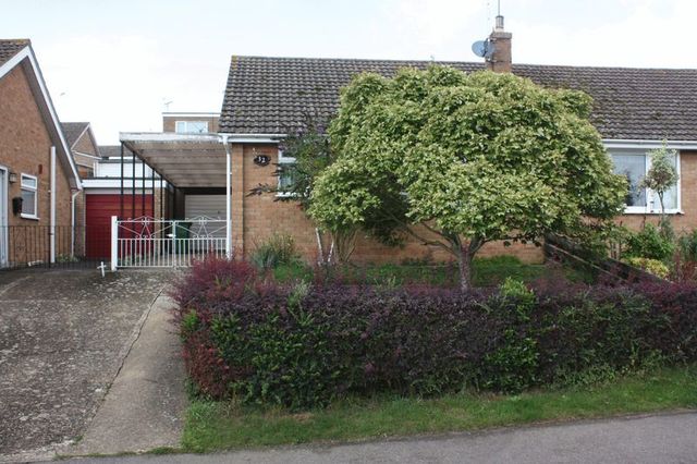  Image of 2 Bedroom Detached to rent at The Leys  Northampton, NN7 1DH