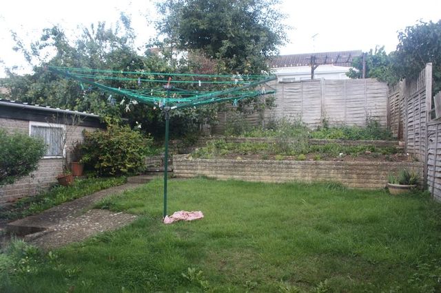  Image of 2 Bedroom Detached to rent at The Leys  Northampton, NN7 1DH