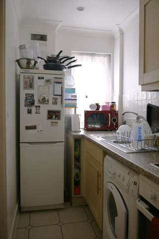  Image of 2 Bedroom Apartment to rent at Canterbury, CT2 8SD