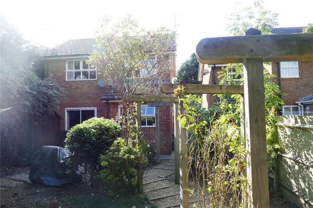  Image of 3 Bedroom Detached to rent at Winnersh Wokingham Winnersh, RG41 5ST