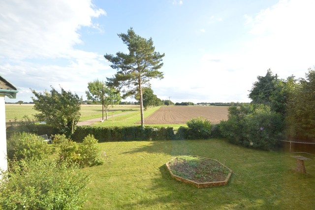  Image of 5 Bedroom Farm House for sale at Wood Lane Long Stratton Norwich, NR15 2UZ