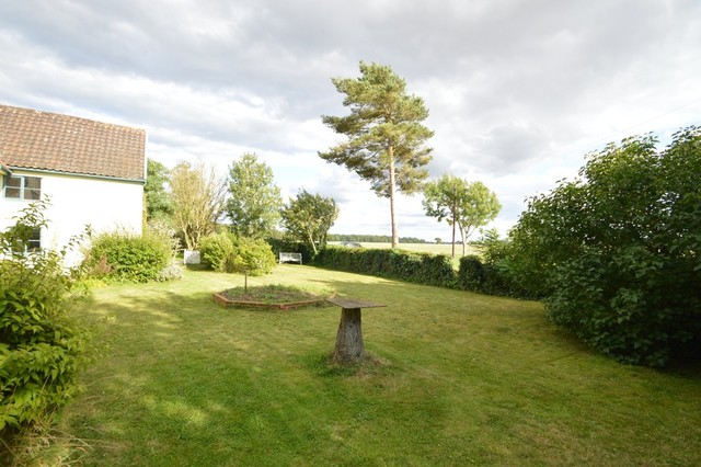  Image of 5 Bedroom Farm House for sale at Wood Lane Long Stratton Norwich, NR15 2UZ
