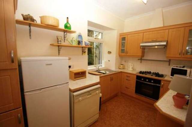  Image of 2 Bedroom Cottage to rent at North Campbell Road Innellan Dunoon, PA23 7SE