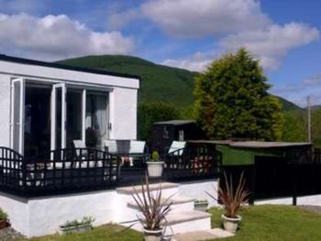 Image of 3 Bedroom Semi-Detached for sale at Main Road  Sandbank, PA23 8QS