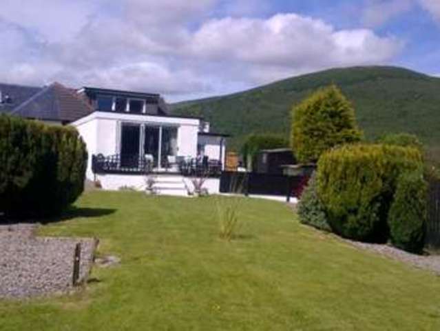  Image of 3 Bedroom Semi-Detached for sale at Main Road  Sandbank, PA23 8QS