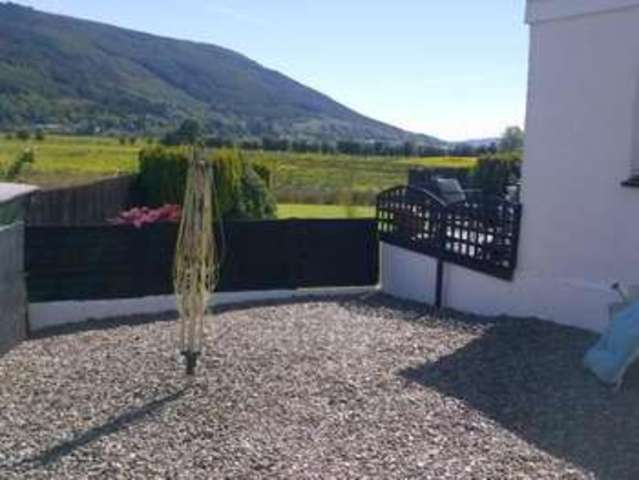  Image of 3 Bedroom Semi-Detached for sale at Main Road  Sandbank, PA23 8QS