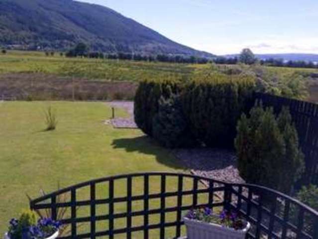  Image of 3 Bedroom Semi-Detached for sale at Main Road  Sandbank, PA23 8QS